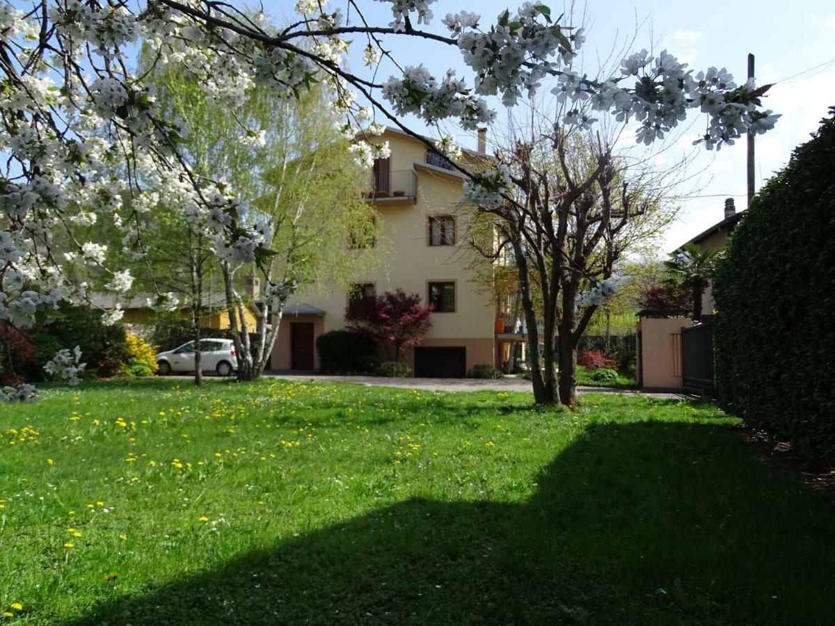 La Casa Di Clara Bed & Breakfast Esine Exterior photo